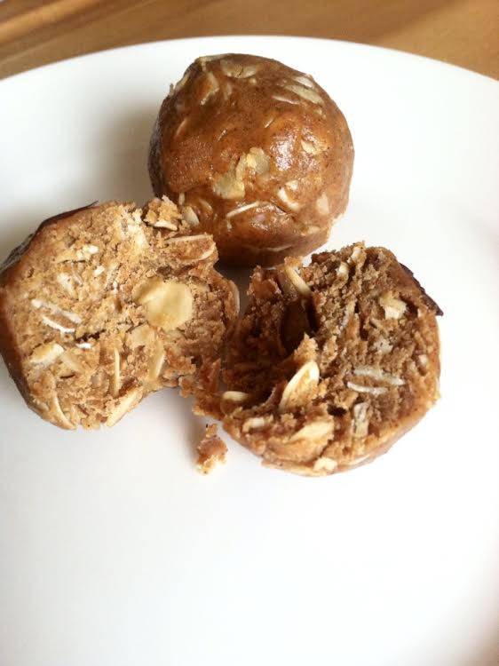 Healthy Chocolate Peanut Butter Cinnamon Balls