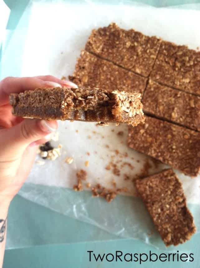 these No-Bake POWER Bars are -Vegan -GF -Soy Free refined sugar free and seriously about to change the way you think about your current "protein bar" all natural POWER bars never tasted SO good!     