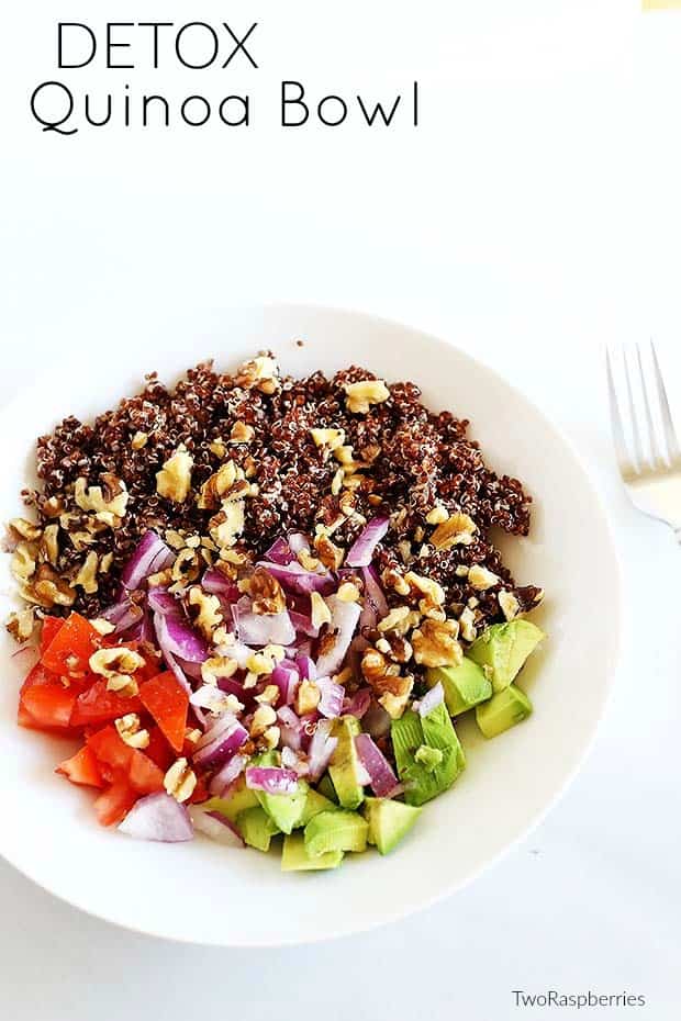 Healthy Detox Quinoa Bowl, super quick and easy to prepare, left overs are great the next day, only 9 ingredients! Vegan and Gluten Free.