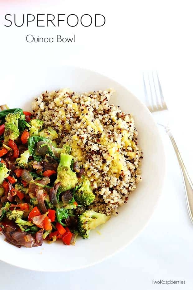 Superfood Quinoa Bowl is quick and easy, perfect dinner or lunch, packed full of healthy superfoods! Vegan + Gluten Free