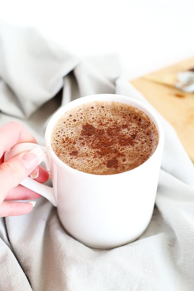 Vegan Hot Chocolate + VIDEO !!! I'm excited to show you all my second video including a lil bit of life ;-) and a super easy+creamy dark chocolate recipe for Hot Chocolate!