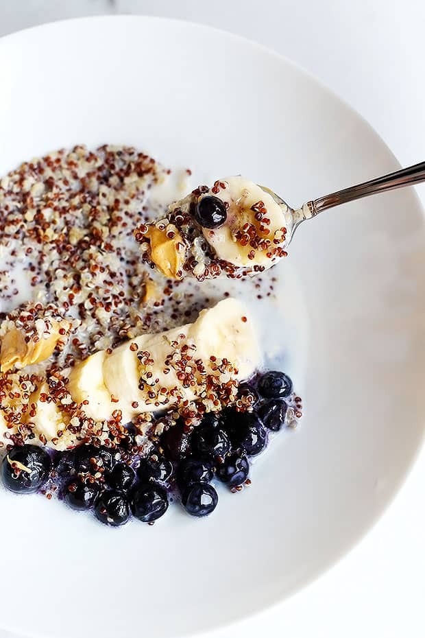 Quinoa Blueberry, Banana and Grape Breakfast Bowl – The Salted Cookie