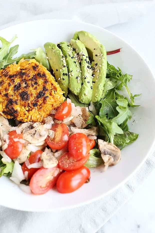 Healthy Curry Burger Salad Bowl - TwoRaspberries