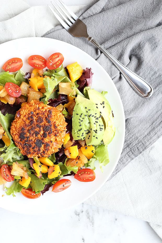 Healthy Pineapple Mango Burger Salad is so fresh, fruity and sweet! Very satisfying and filling! Lots of flavor and full of healthy all natural clean ingredients! Vegan and Gluten Free! / TwoRaspberries.com