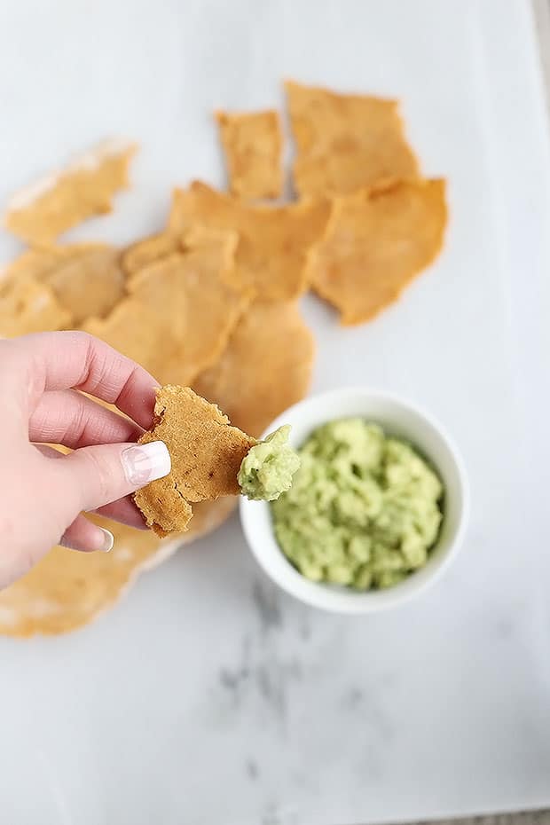 https://tworaspberries.com/soft-chili-tortilla-chips-with-avocado-lime-dip