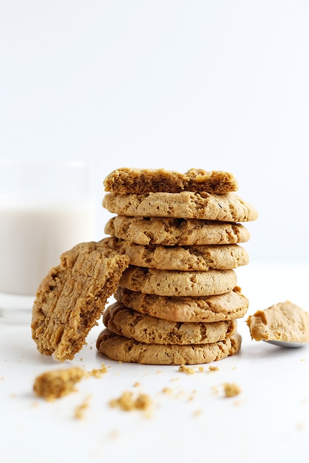These are the Best Vegan Gluten Free Peanut Butter Cookies ever! They are crispy on the outside and soft and chewy on the inside! They melt in your mouth! / TwoRaspberries.com