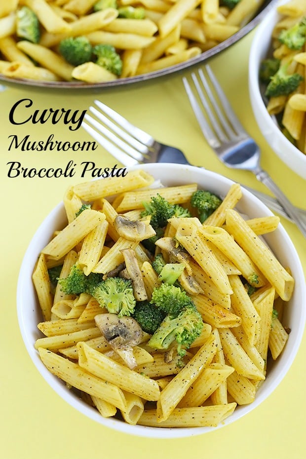 Curry Mushroom Broccoli Pasta is SUPER quick and easy to make plus really flavorful! It is vegan and gluten free plus it only takes about 30 minutes to make! / TwoRaspberries.com