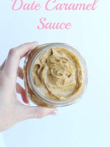 Easy naturally sweet Date Caramel Sauce. Vegan, gluten free and refined sugar free. Great for dipping fruit in or adding to desserts. / TwoRaspberries.com