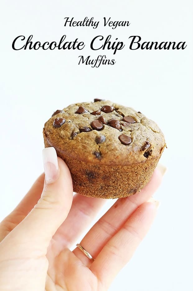  Healthy Vegan Chocolate Chip Banana Muffins are soft and moist, really easy to make, only require 10 ingredients, oil free, vegan and gluten free! / TwoRaspberries.com