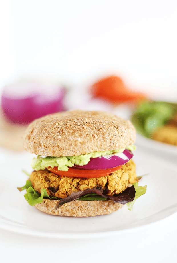 These Healthy Quinoa Chickpea Burgers are made with quinoa, onion, mushroom and a hint of chili spice! Healthy, protein and fibre rich, easy, vegan and GF! | TwoRaspberries.com