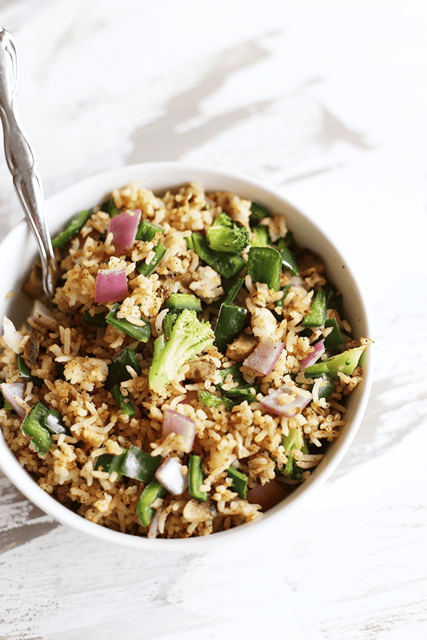 These Healthy + Easy Vegan Lunch Ideas | RICE are perfect healthy recipes that you can meal prep in advance so you always have healthy options ready to go! | TwoRaspberries.com