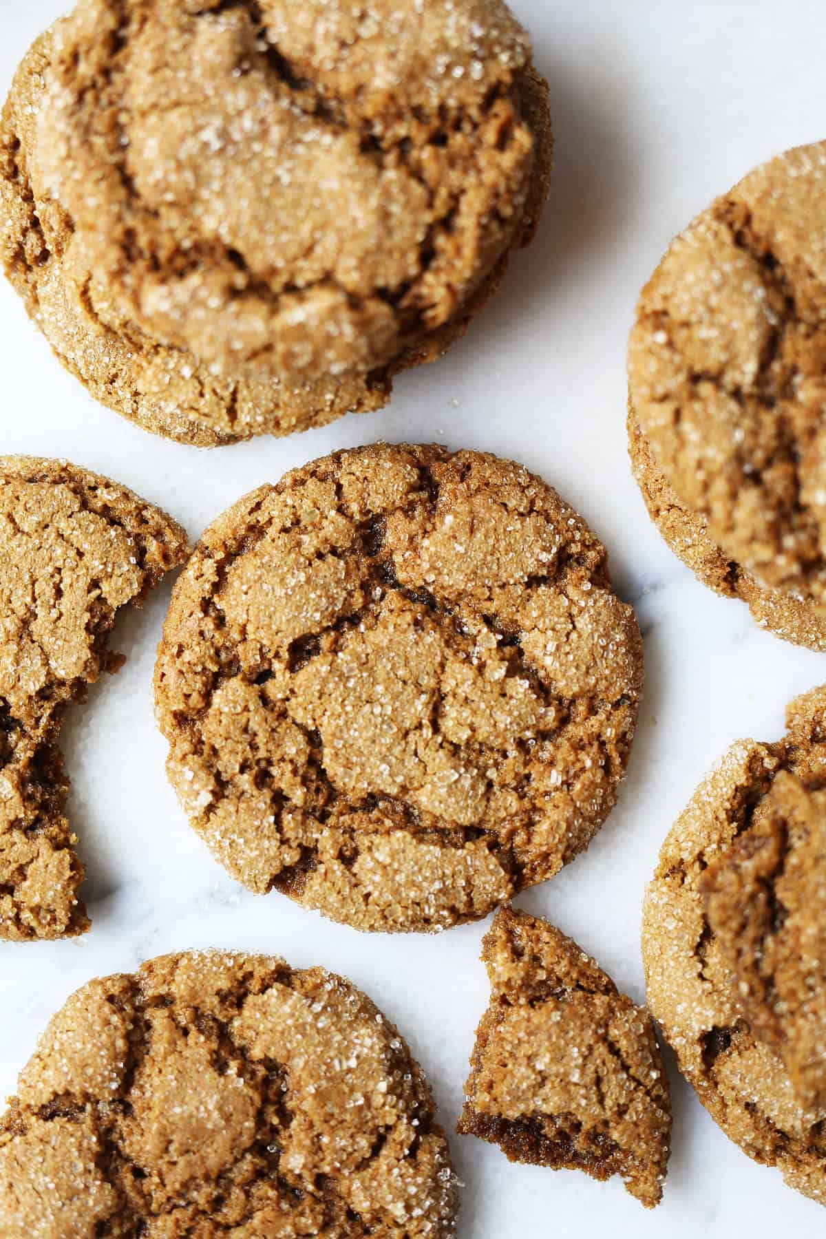 These easy homemade Chewy Ginger Molassas Cookies are vegan, have crispy edges with soft and chewy centers and are totally YUM! 