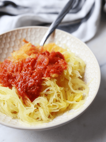 Instant Pot Spaghetti Squash noodles with marinara sauce