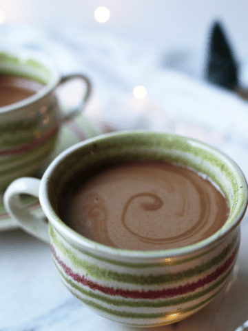 homemade hot chocolate recipe with cashew milk