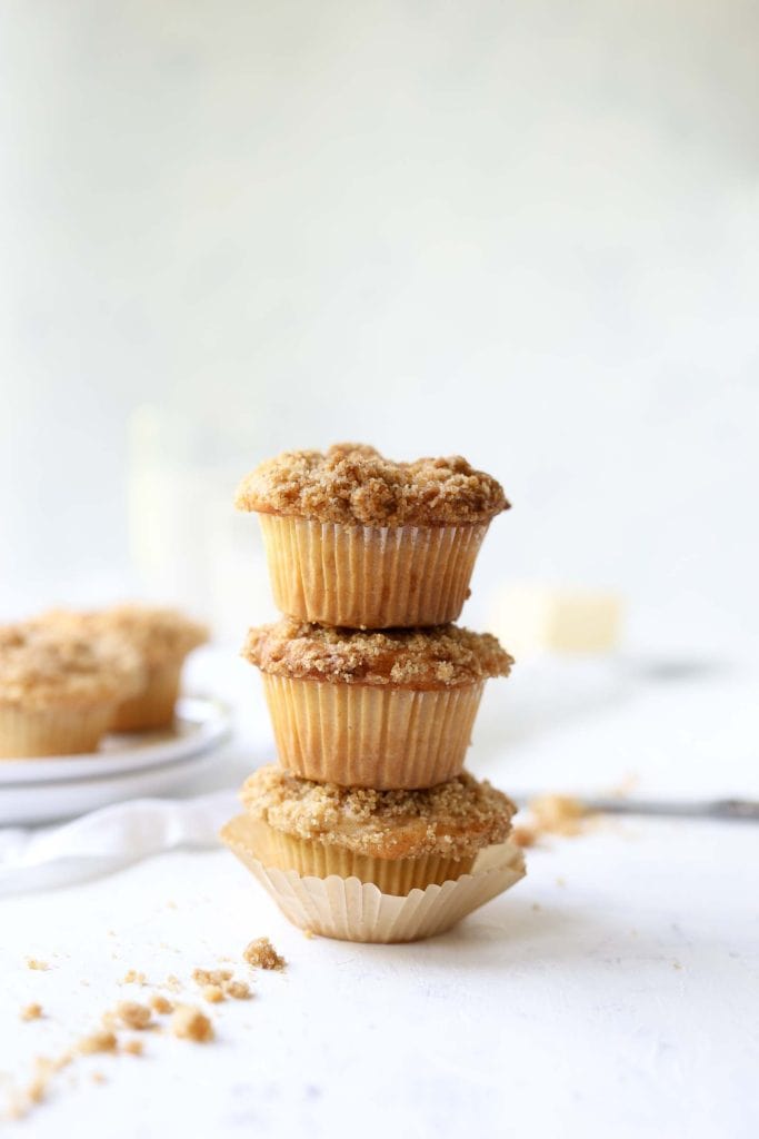 vegan apple cider muffins with streusel topping