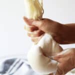 How to make oat milk 1200 x 1200 image.