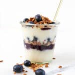 1200x1200 image of this yogurt parfait.