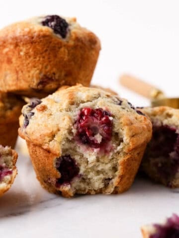 1200x1200 image of these blackberry banana muffins.