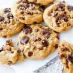 1200x1200 image of these vegan cookies with chocolate.